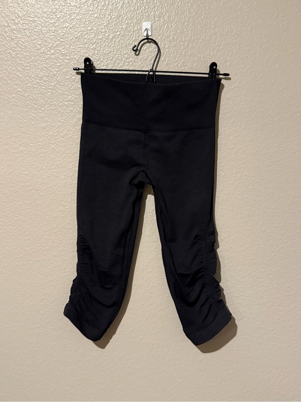 lululemon athletica Black Cropped Leggings with Side Ruching